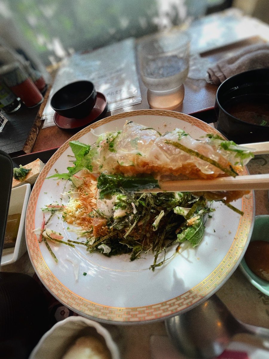 tm3dragons's tweet photo. 今日のランチはとんかつです
いつも通ると人が沢山待ってるので気になってたんですよね
オーダーは養老とんかつの定食！
和ジュレととろろがたっぷりのっててあっさりさっぱり和風味で美味しかったですよ
他のメニューも気になるのでまた行きまーす

犬山とんか大安  《愛知県犬山市） https://t.co/1p6hRNvQzU