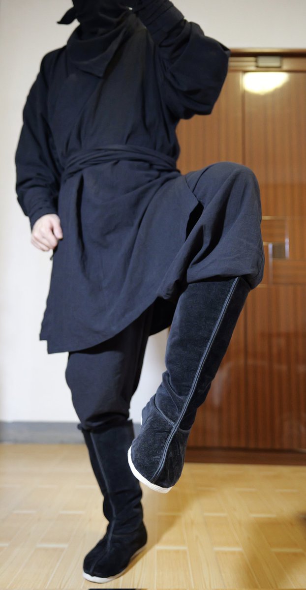 浮游。 tweet media