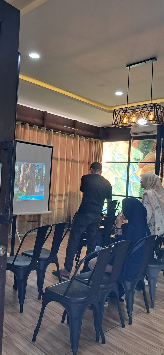 JaljigM's tweet photo. Kegiatan#Web3UnlockedAceh
@Tokocrypto https://t.co/Z8s5HL9uge