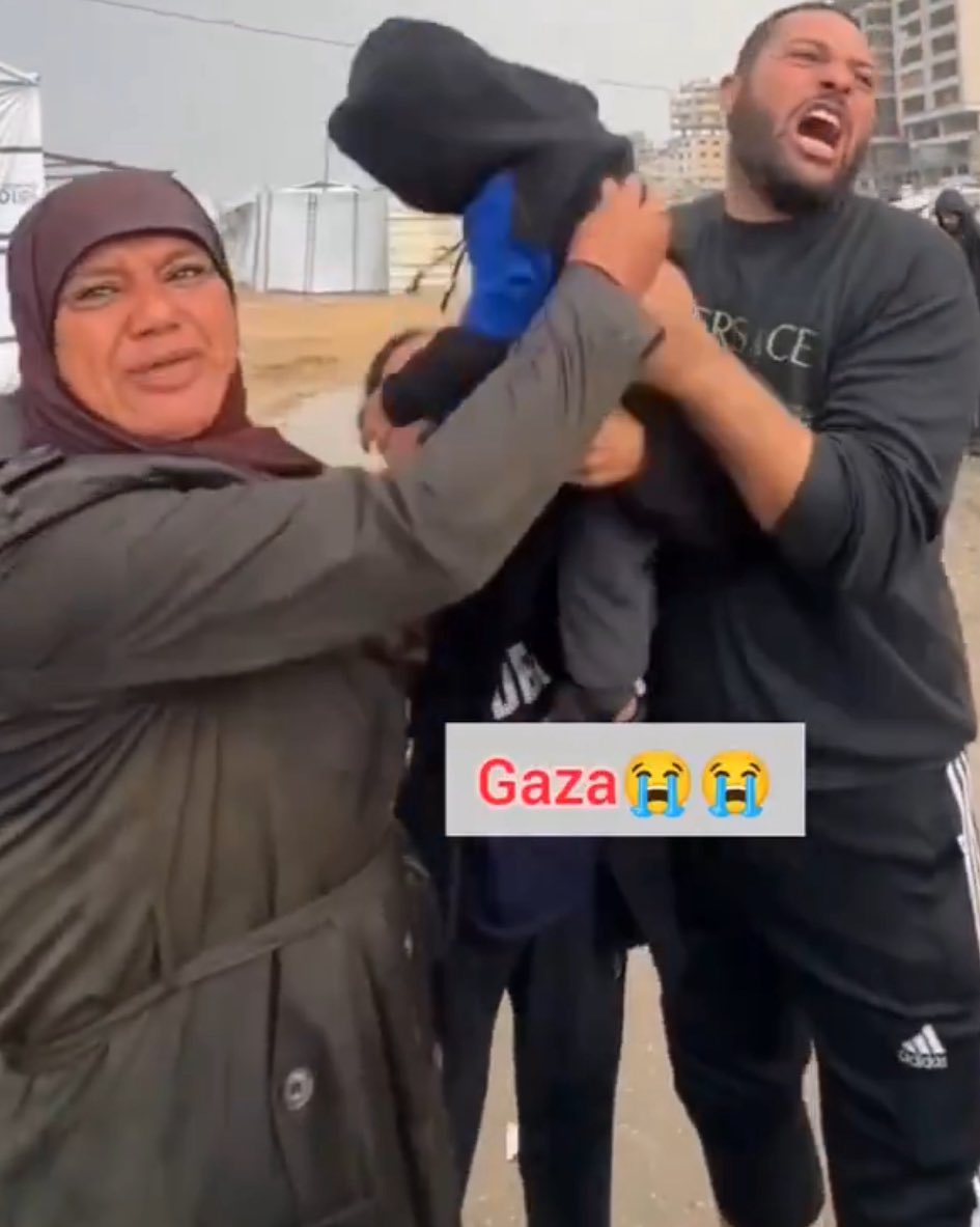 War bis vor wenigen Tagen nicht die Rede von “Hungersnot” in Gaza?
Wen wollen die eigentlich für dumm verkaufen???