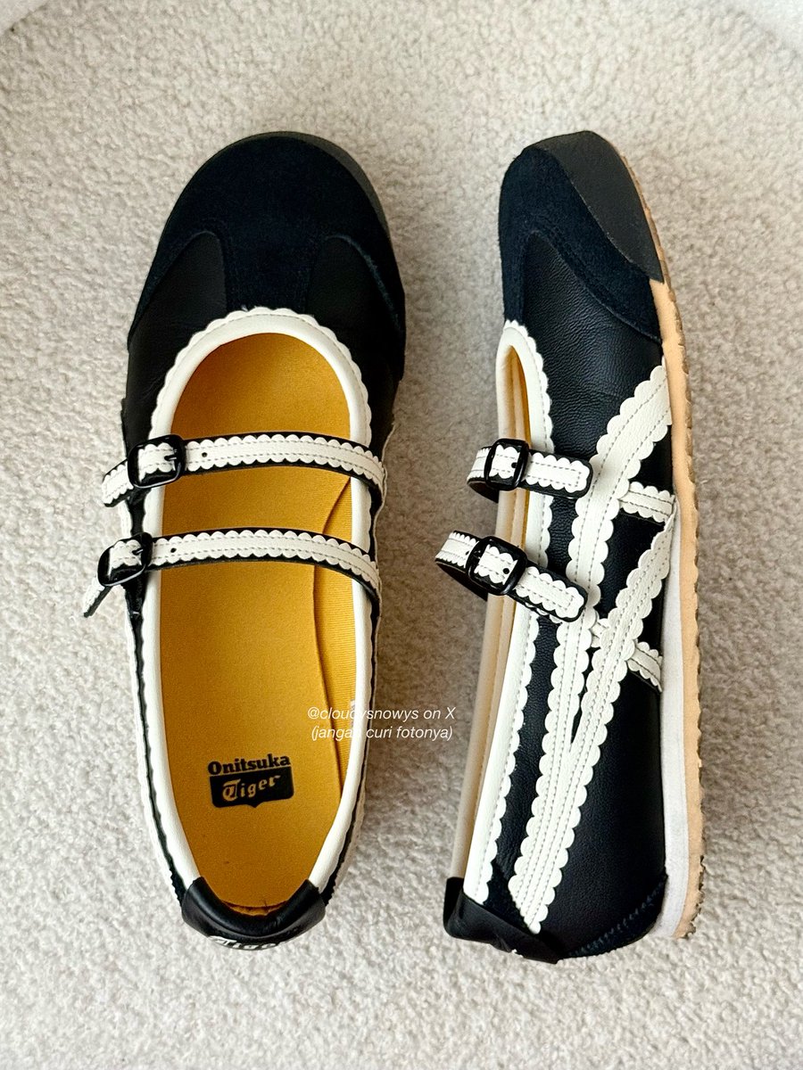 cloudysnowys's tweet image. been rotating my two Onitsuka Tiger lately &amp;amp; they’re always a win 👟 literally my two faves 👋🏻

20k steps, concerts, traveling — and still no pain, no blisters. pure comfort. perfect for long walks.