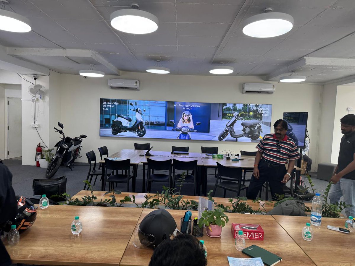 actionmediahere's tweet image. Ola experience center Indiranagar, Bharatcell test ride #BharatCell #OlaElectric #DeshKaCell