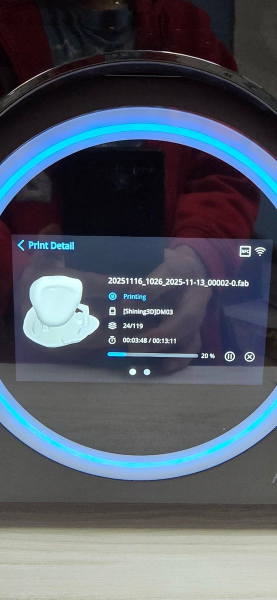 tjanbal's tweet photo. AI + 3D + Dental 🤝 Shining 3D #shining3d https://t.co/56rMSXKweG