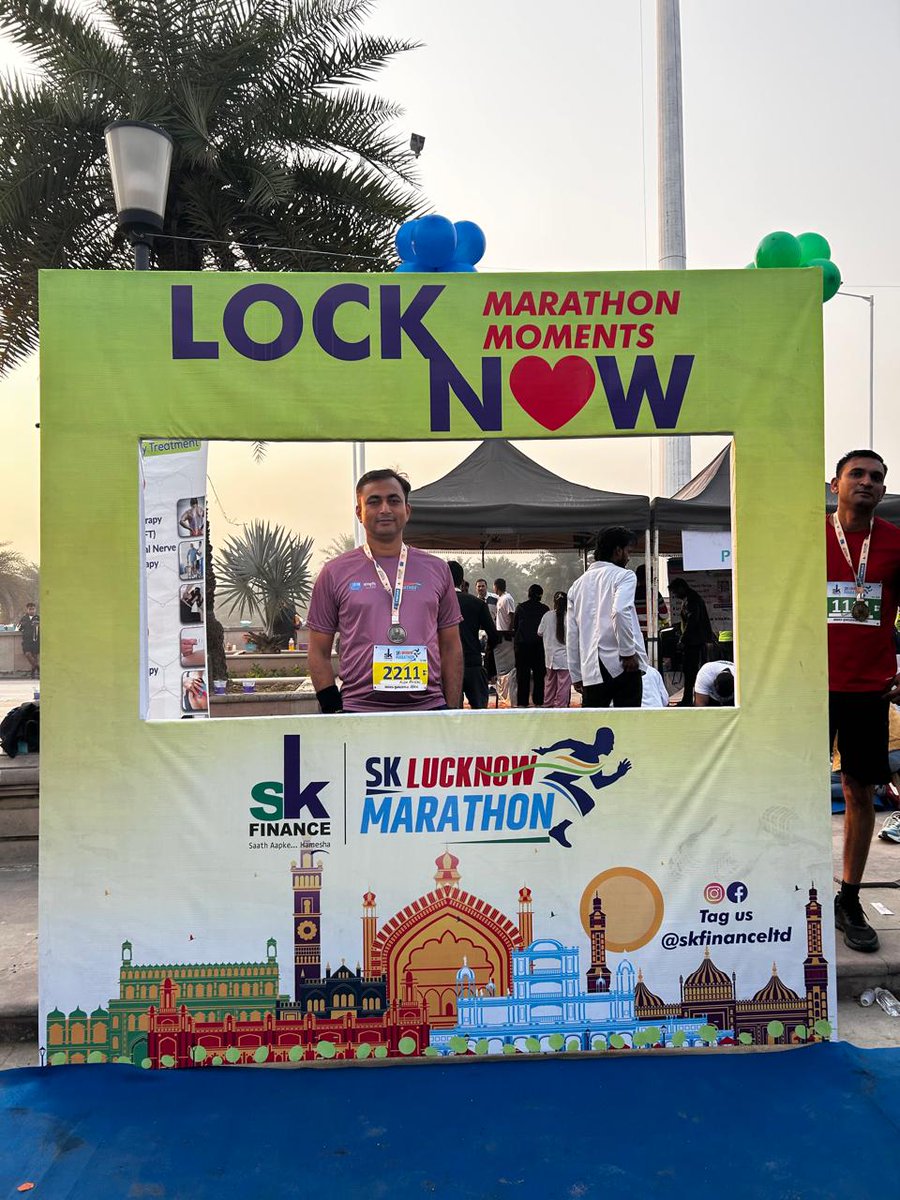 ALOKTHAWE's tweet image. Finished sk lucknow half marathon and with personal best 2hr 6 min.
@hyderabaddoctor @FitIndiaOff @SKFinanceLtd #RunningMan #lucknowchapter
