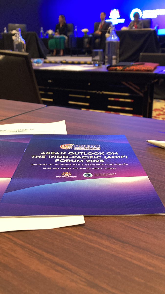 Bill Hayton tweet media