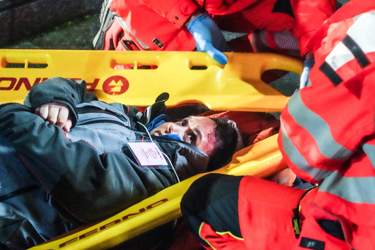 Mi-Tomorrow tweet media