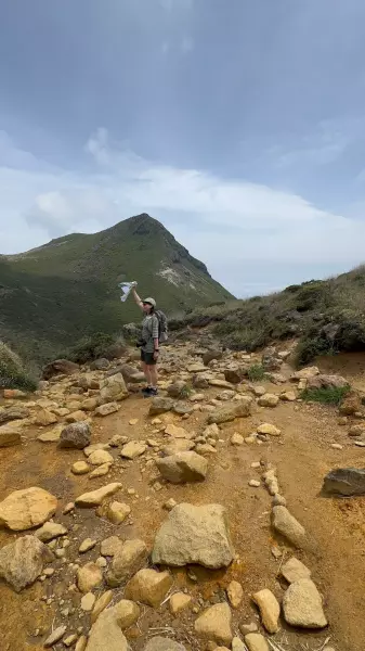 YAMATABITABI's tweet image. #山歩きJP （@ymarukijp）さんシリーズ！

今回は #大分県 の #久住山 です。

「久住山 / 日常が剥がれ落ちていく」
yamatabitabi.com/archives/195156