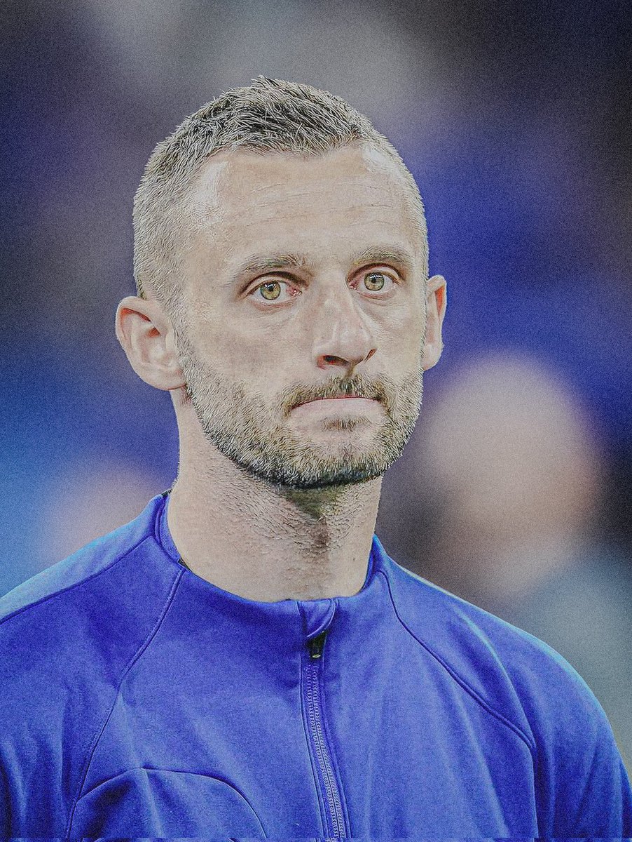 nerazzurriSoci_'s tweet image. On this day, MARCELO BROZOVIĆ was born (33). 🇭🇷

👕 330 GAMES
⚽ 31 GOALS
🎯 43 ASSISTS
🏆 1× SERIE A
🏆 2× SUPERCOPPA ITALIANA
🏆 2× COPPA ITALIA
🥇 1× SERIE A MIDFIELDER OF THE YEAR