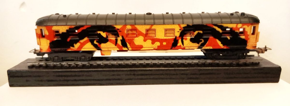 AbesAserbAzbeck's tweet image. Dans la vie y'a pas que les cartes ...
Y'a les trains aussi ..
Vas y Abes!! C'est bon bon bon!
Partie 2
#CustomArt
#Wagon
#AllCardsAddict
