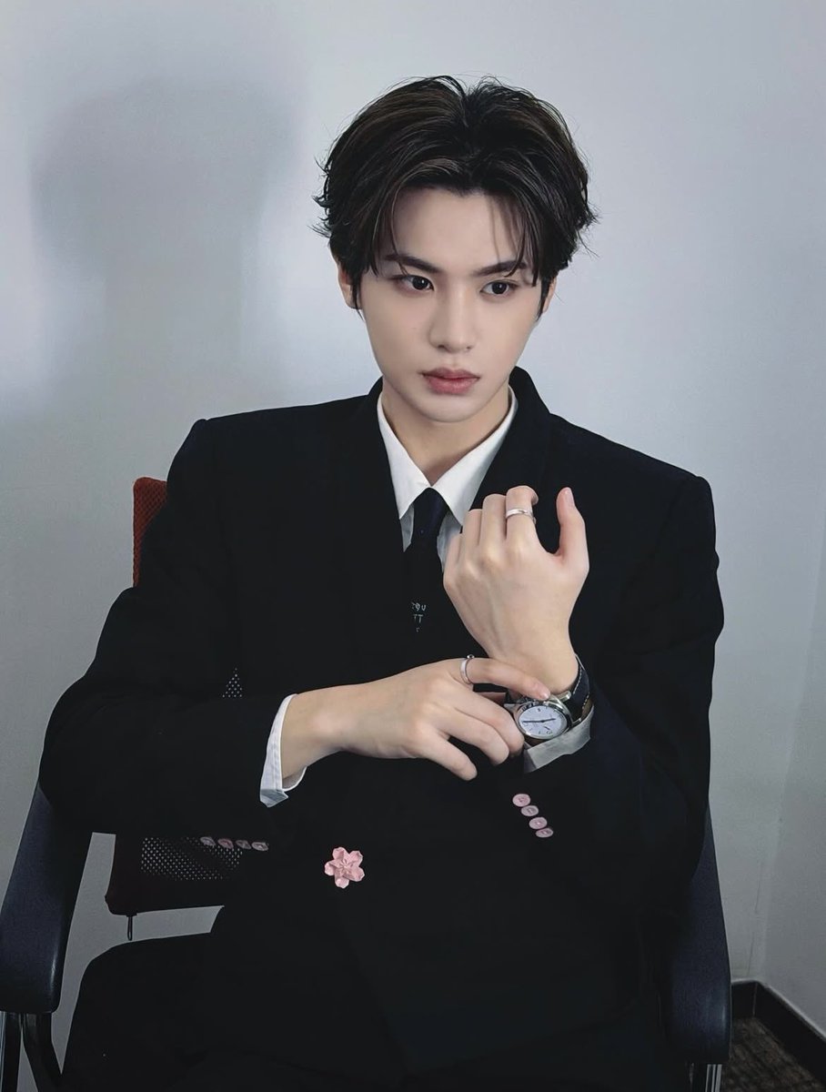 _JustInHmh_'s tweet photo. 本日も中華美男子（黄明昊）を吸って生きてる………尊い………数日前も突然インスタ更新してくれてありがとうの気持ち……好
#黄明昊 https://t.co/0J6hQN6Y5H