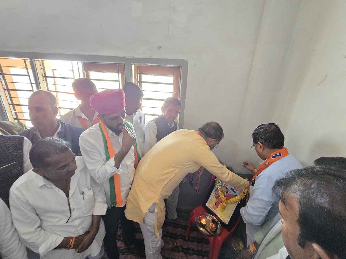 maansinghbarath's tweet image. झालावाड़ जिला के डग विधानसभा की चौमहला ओर उन्हेल मंडल की संयुक्त SIR कार्यशाला पूर्ण हुई , #SIR  बीएलए 1और बीएलए 2 के कार्यों पर विस्तार से विवेचन कर प्रदेश निर्देशानुसार चुनाव आयोग द्वारा तय समयावधि में कार्यपूर्ण करने के निर्देश दिए
 डग विधायक कालूराम जी मेघवाल मौजूद रहे