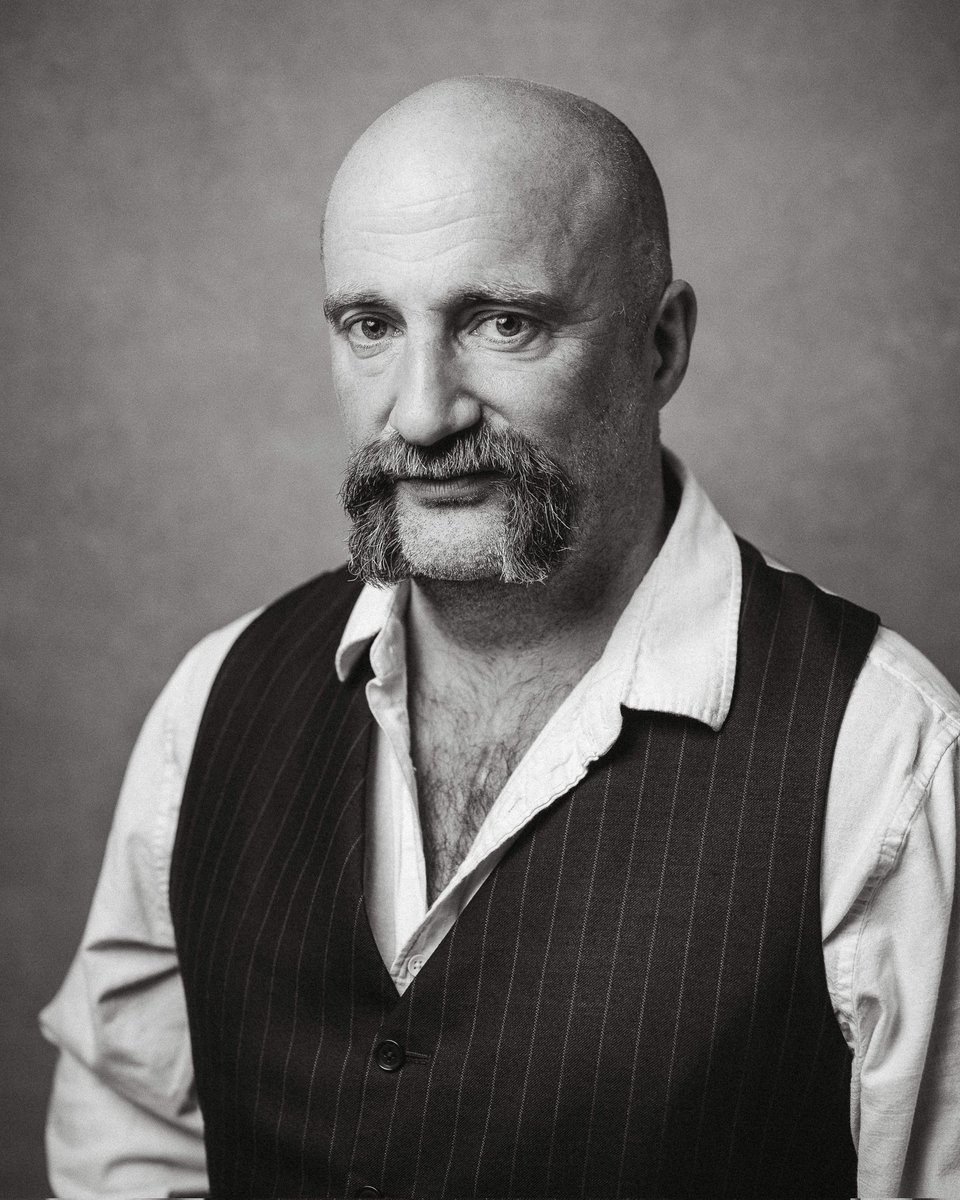 awedgewood's tweet image. Acting skills and facial hair for hire. Full profile here app.spotlight.com/4052-4505-6420