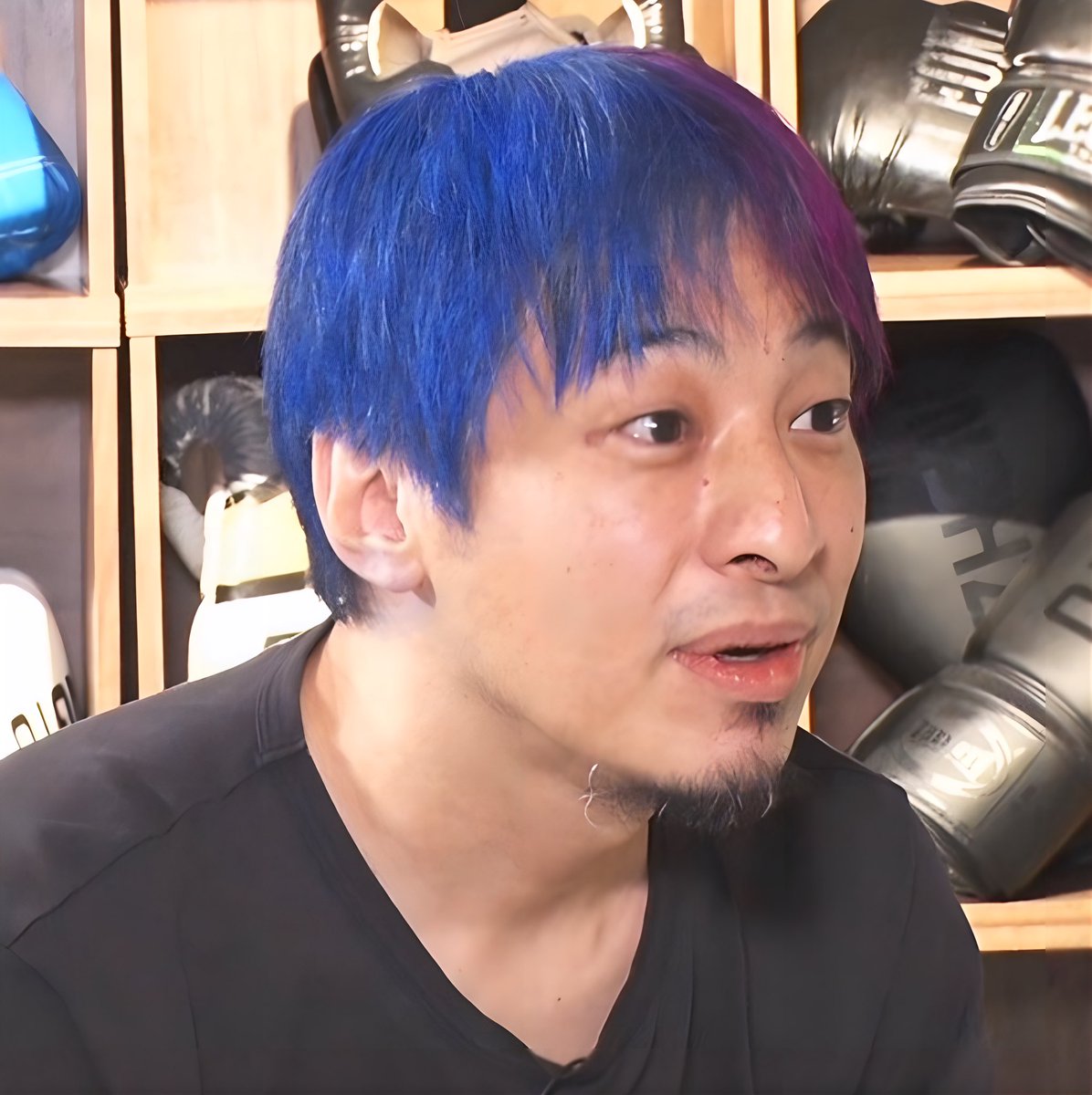 ロバート秋山 tweet media