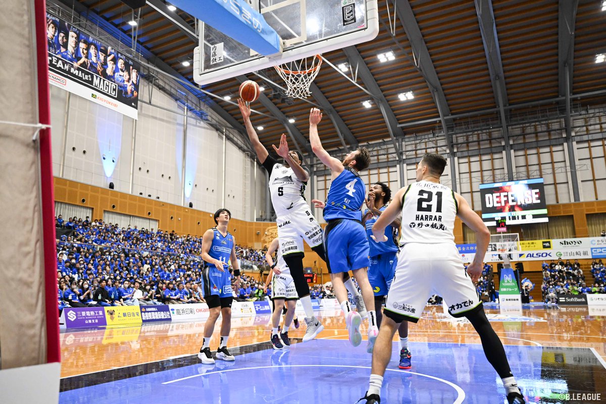 levangakousiki's tweet image. りそなグループ B.LEAGUE 2025-26 SEASON
2025/11/16(日)
vs.島根スサノオマジック

本日の試合後コメントを公開しました。

🗒コメント
#トーステン・ロイブル HC、#富永啓生 選手、#ジャリル・オカフォー 選手

📈詳細
levanga.com/game/?YMD=2025…

📡見逃し配信
bit.ly/3LZ91tJ…