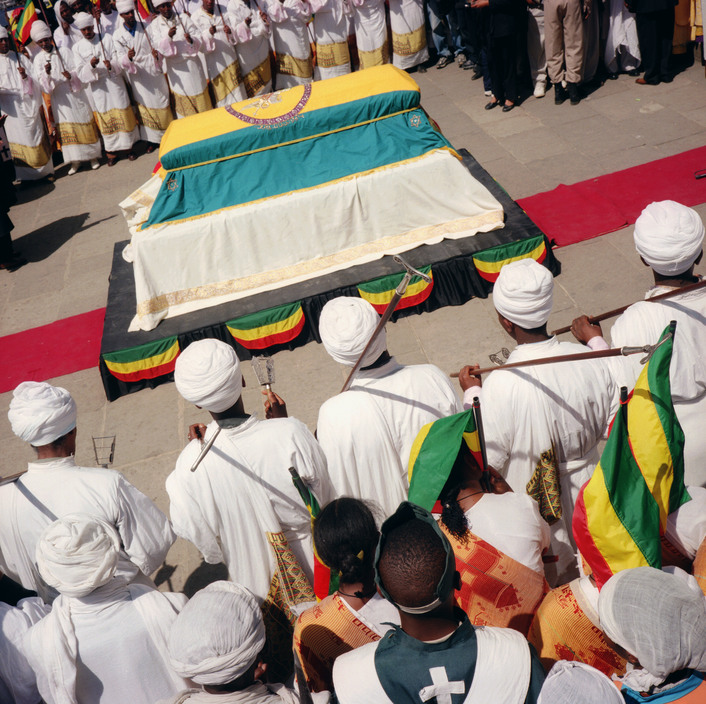 biniamhirut's tweet image. የቀዳማዊ ኃይለ ሥላሴ ዳግም ቀብር፣ ጥቅምት 26 ቀን 1993 ዓም / Addis Ababa, Re-burial of Emperor Haile Selassie, November 5, 2000
#Ethiopia #ታሪካችን #AddisAbaba