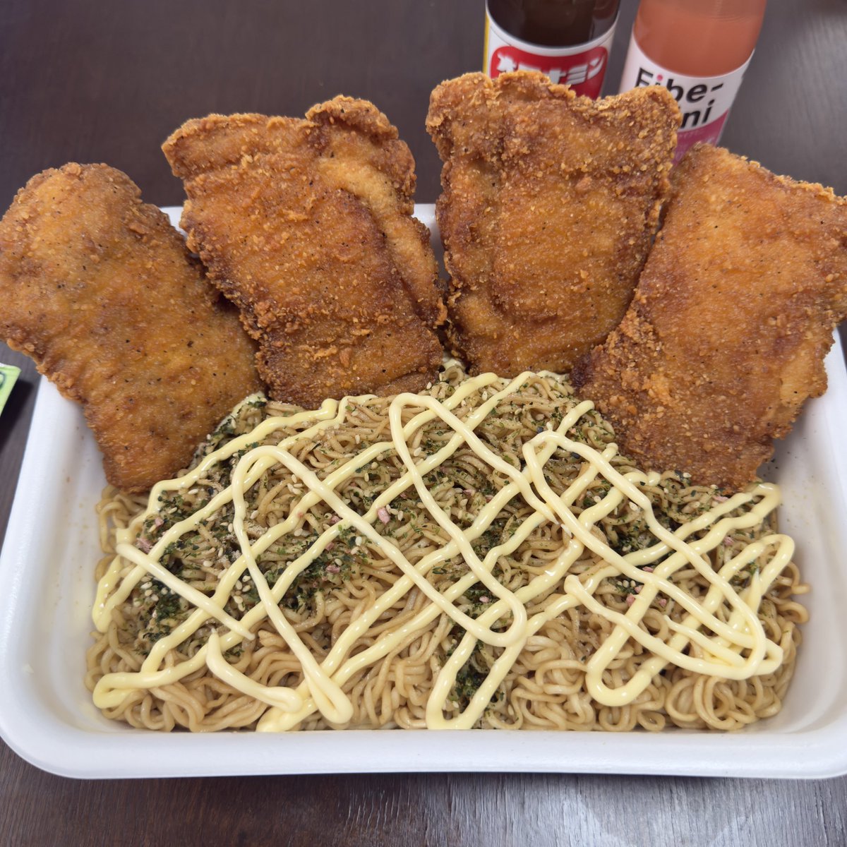 ペヤング様 まるか食品 ペヤング 超超超大盛やきそば GIGAMAX 439g×8個入｜ 送料別