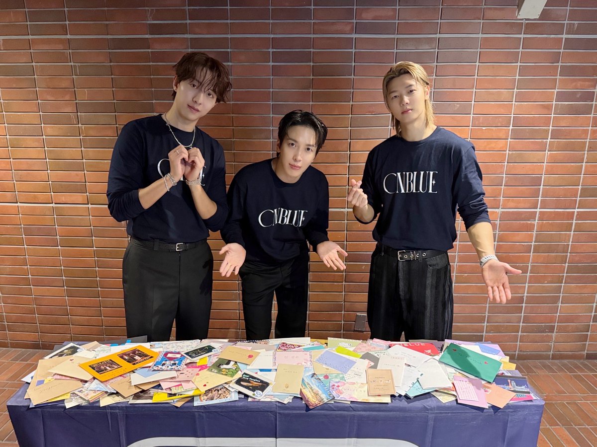 cnblue_japan's tweet image. [📸]2025 CNBLUE AUTUMN LIVE IN JAPAN ~ SHINTOUYA ~ @神戸

Thanks to #BOICE 💌

#CNBLUE #SHINTOUYA #心盗夜