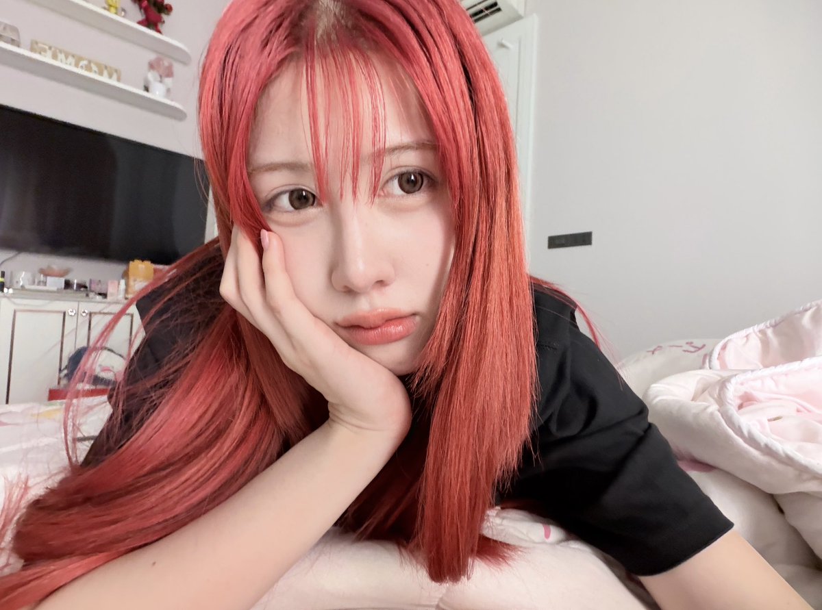 ⠀⠀⠀zᶻ
≽₍^_ ‸ _ ^₎≼⟆

#TataTHX