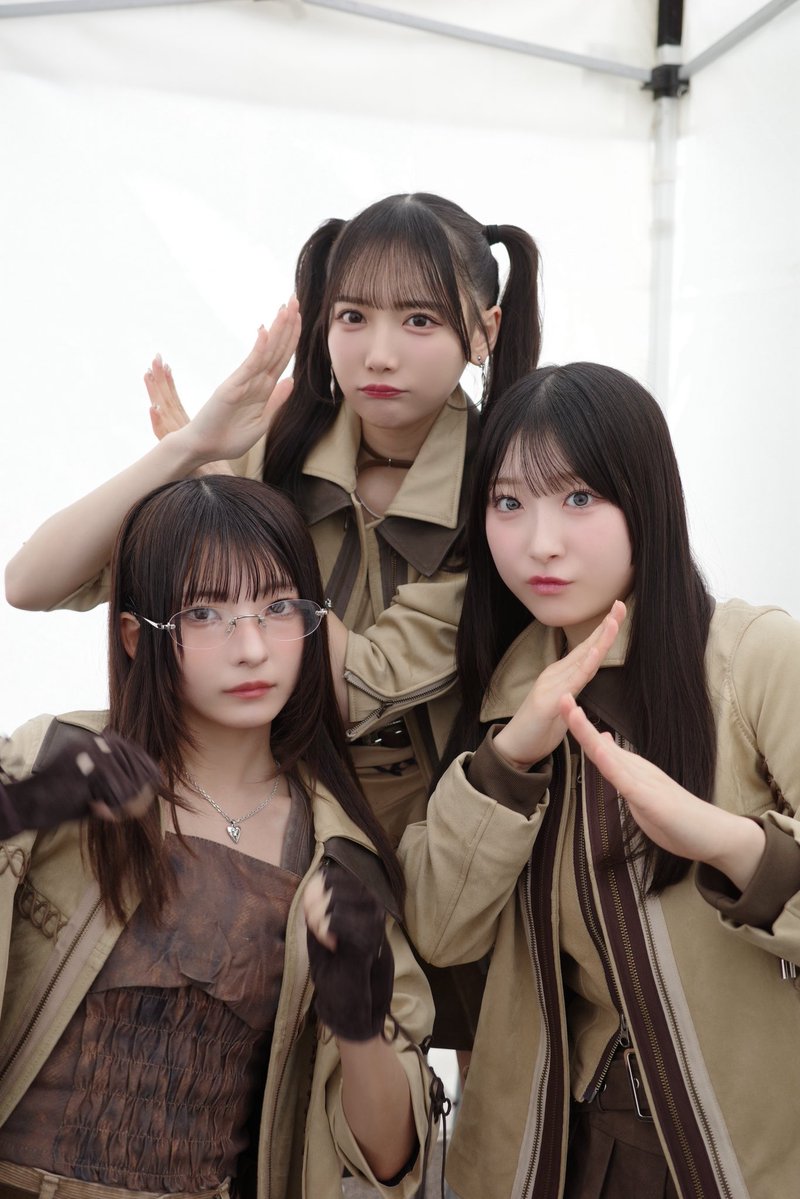 nagata_shiori_'s tweet image. 11thリリイベありがとうございました💿
『排他的ファイター』初披露でした！いかがでしたか\&amp;gt;▽&amp;lt;/ 間奏ダンスも……！
お見送り会も楽しい時間でした♪4月生まれレーン🌸
 #排他的ファイター #ノイミー