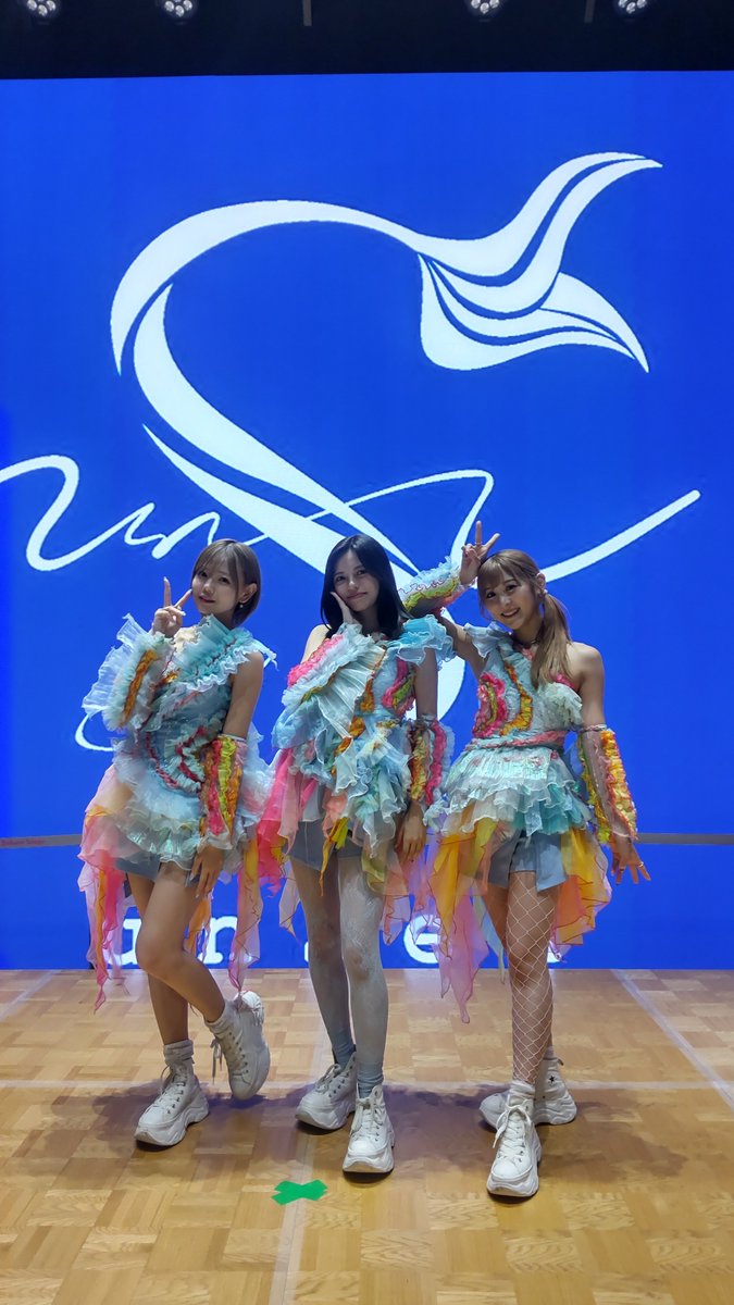 本日は
unSea【アンシー】
#unSea_0616
の皆さん

「MUSICAL」リリイベ開催ありがとうございました💿
イベント後にお写真をいただきました📸✨
応援しています🎉また遊びに来てくださいね😆