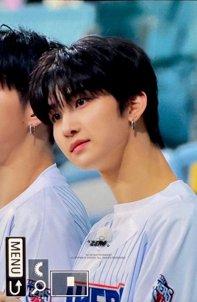 zeroforwoo's tweet image. 251116

#나우즈 #NOWZ #연우 #YEONWOO 
#연둥이는달콤해도제로야