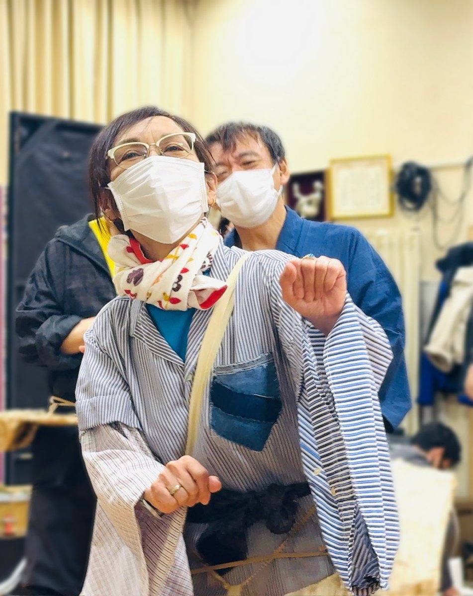 t_echo_'s tweet image. #11ぴきのネコ
続・出演者紹介✨

【旅廻りの にゃん蔵】

▶︎杉村理加

「八月の人魚たち」レクシー役など、華やかで活発な役を務めることが多い杉村。
明るい歌声とそのバイタリティーで稽古場を盛り上げます。

今回は&quot;ドサまわり＂という二つ名
旅公演の経験が生きる⁉️

旅立ちまで🐈あと13日🐈‍⬛