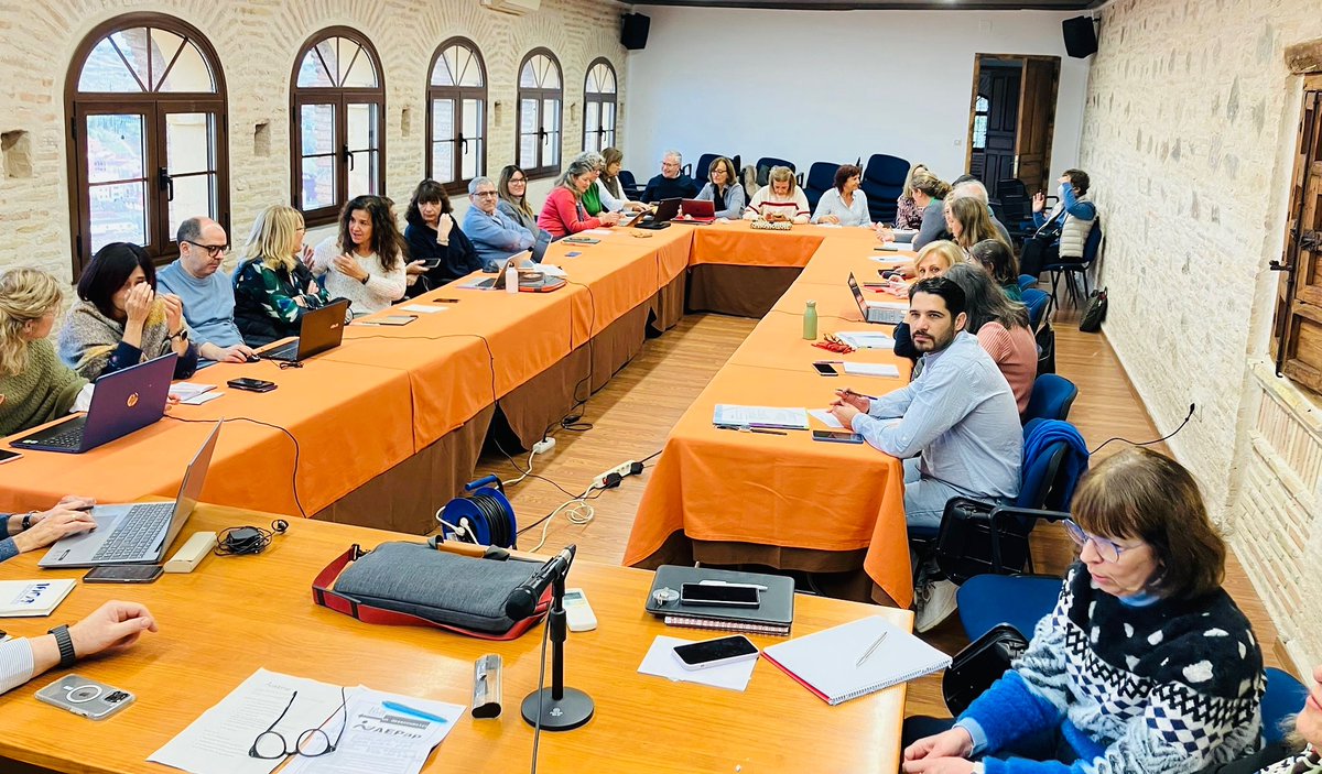 aepap's tweet image. 🩺 Reunión de la Junta Directiva ampliada #aepap en Toledo este fin de semana. Debates, programación de actividades, posicionamiento ante la actualidad sanitaria y compartir experiencias 👏👏👏