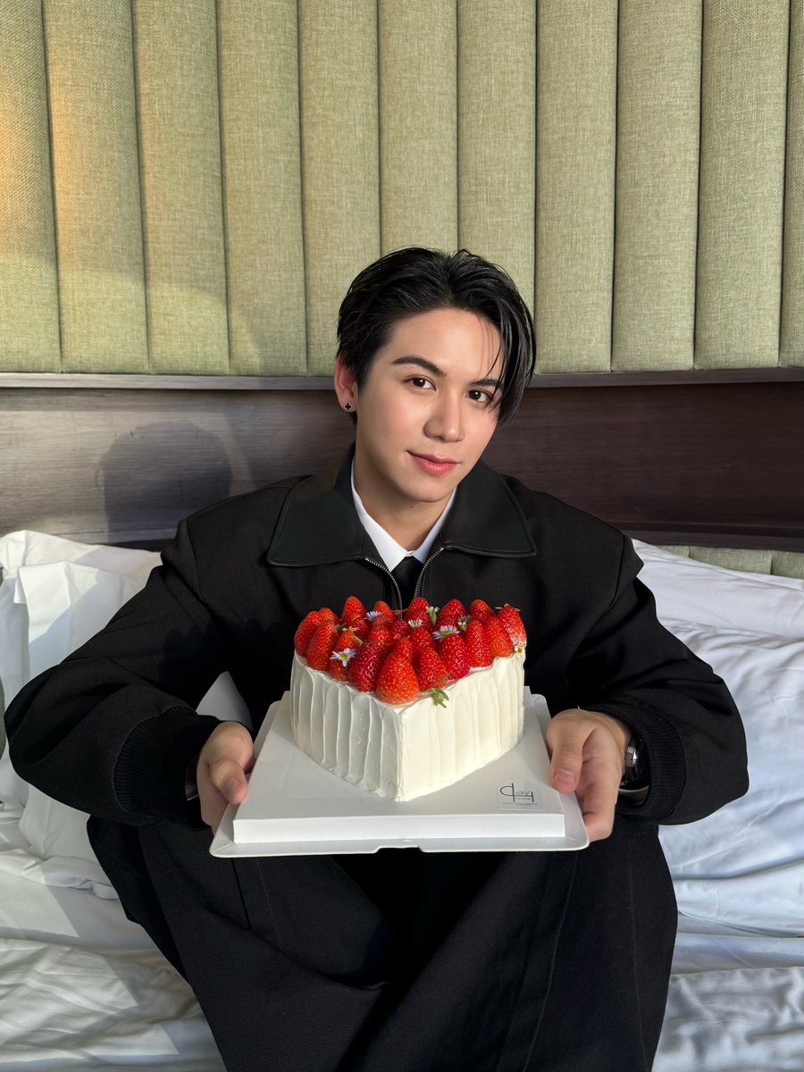 satangktp's tweet image. 🎂