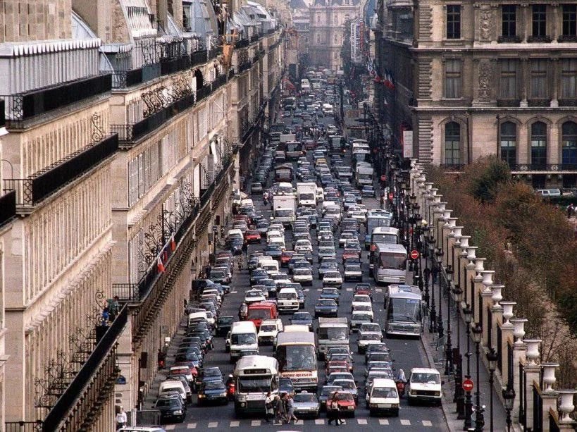 Ian Brossat tweet media