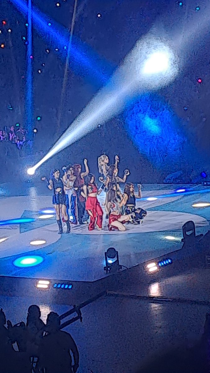 luv_mamay's tweet photo. @stakonyou17 That's my first time seeing them 

I want to go to Binified because I’ve never been to a BINI concert before. It’s my dream to finally see them live, feel the energy of the crowd, and hear my favorite songs on stage. Binified would be a special moment I really want to experience. https://t.co/BA2OLVeGdl