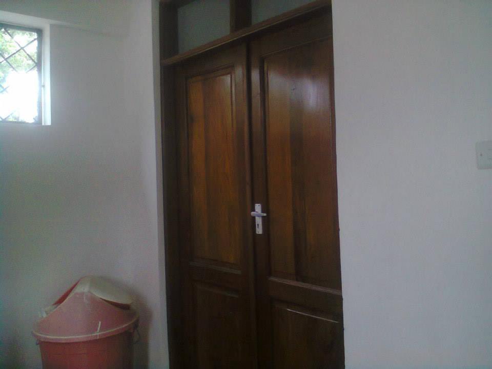 Picha za East Africa TV zikionesha ukarabati wa chumba cha kuhifadhia maiti Mwananyamala 2014.

Chapisho liko Facebook yao wameweka picha 14 jumla
facebook.com/media/set/?set…