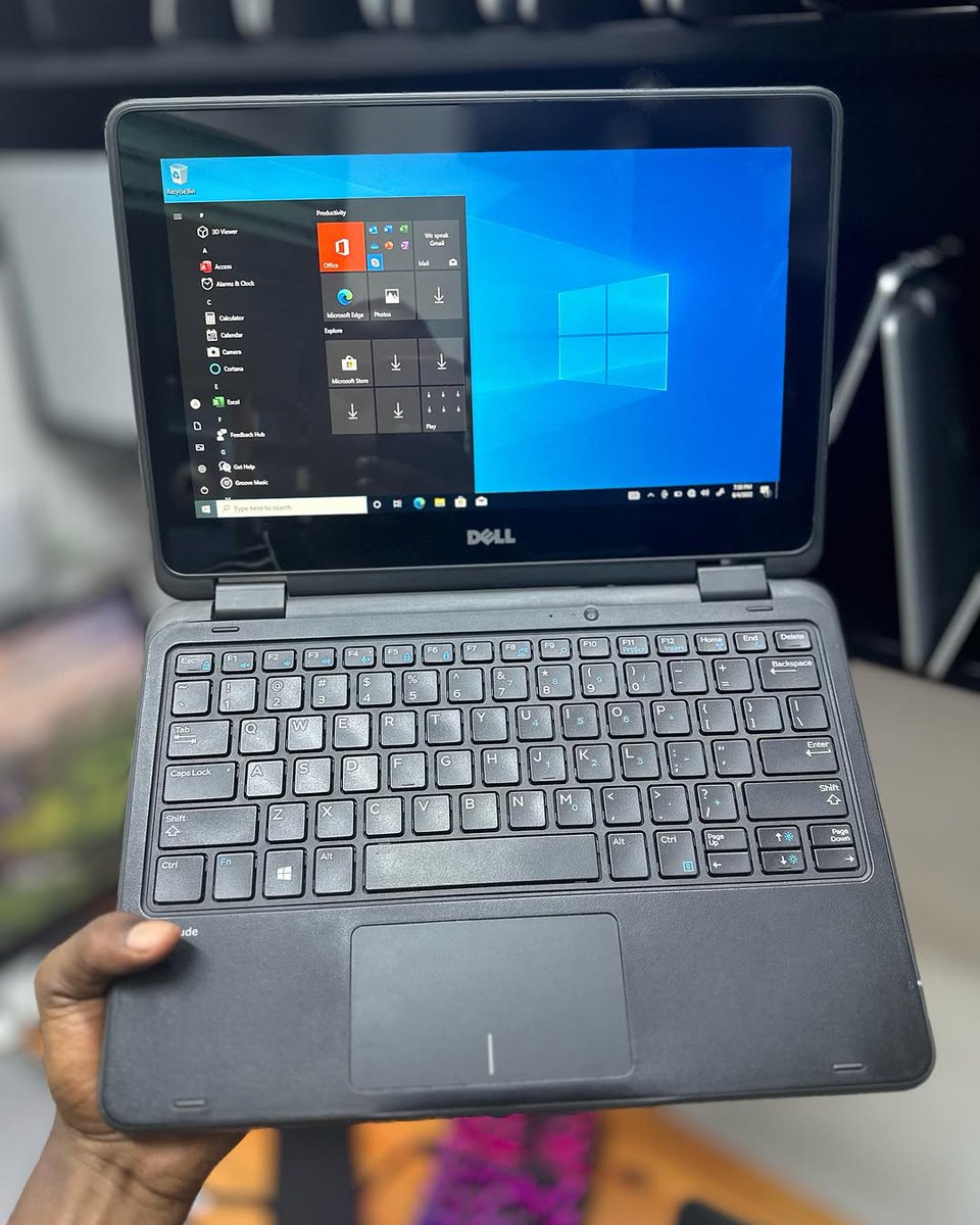 HAKIM934134's tweet image. FREE WIRELESS MOUSE ✅
FREE SOFTWARE INSTALLATIONS ✅
450,000 UGX 

Dell l LATITUDE 3189 
 4GB RAM - 256 GB  ssd STORAGE ✅
Touch screen -360 rotation✅
HDMI ports .X2USB ports ✅
 Intel inside - processor ✅
Strong battery ✅
Laptop can work as tablet