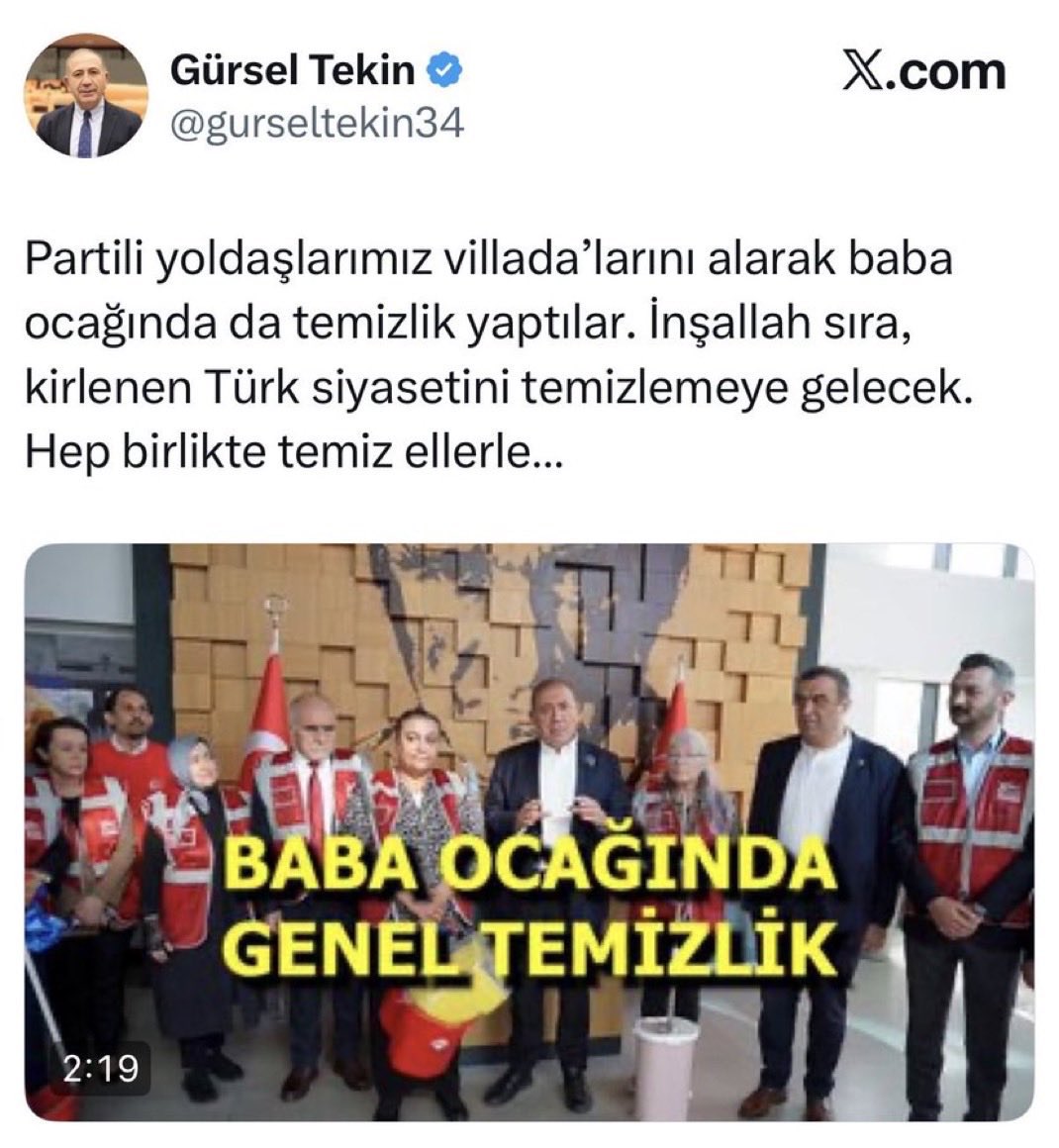Kendi il binalarına dışkılayan bir güruhla uğraşmak zor dostum!

Belediyenin rüşvet paraları ile kuleler yaptılar.
O kulelerle “CHP il binası” aldılar.
Atananı beğenmeyince makama mıçtılar!

Bunlar Mekke’nin müşrikleri gibi tapınmak için helvadan put yapar, acıkınca yerler!