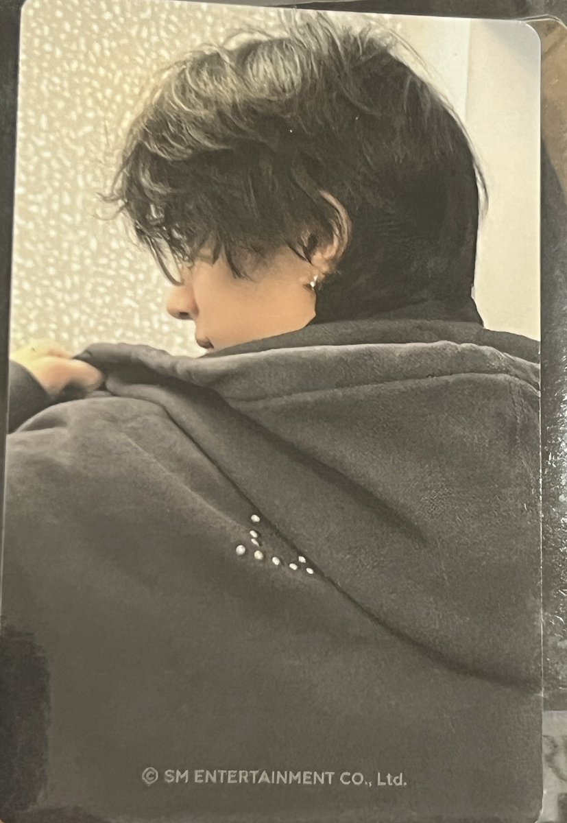 ห๊ะอันนี้ใส่แว่นด้วยอ่อ