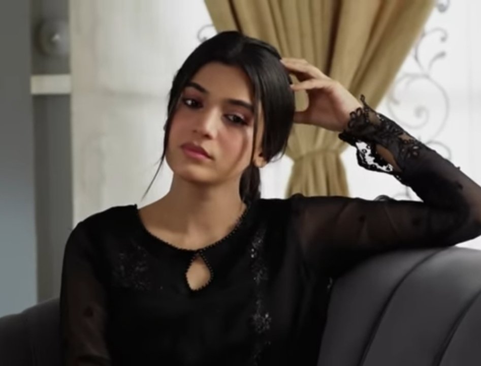 Hero_of_Univers's tweet image. At least seven people have been killed after an #explosion that ripped through a #firecracker factory in #Hyderabad..
dawn.com/news/1955436

Kia khoob challi us ne ek chaal.
K zalimu ka howa ache se kaam tmaam.

#Mohra #PakistaniDrama