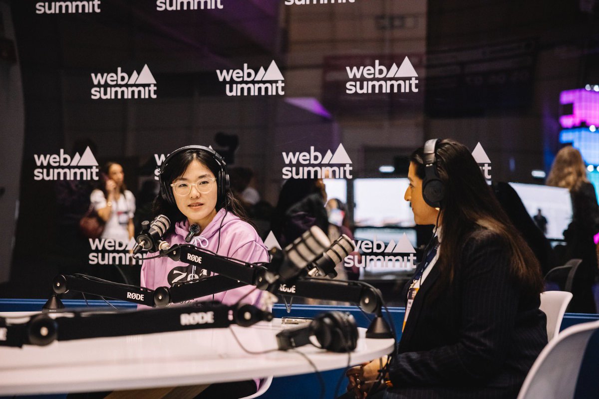 Girls in Movement tweet media