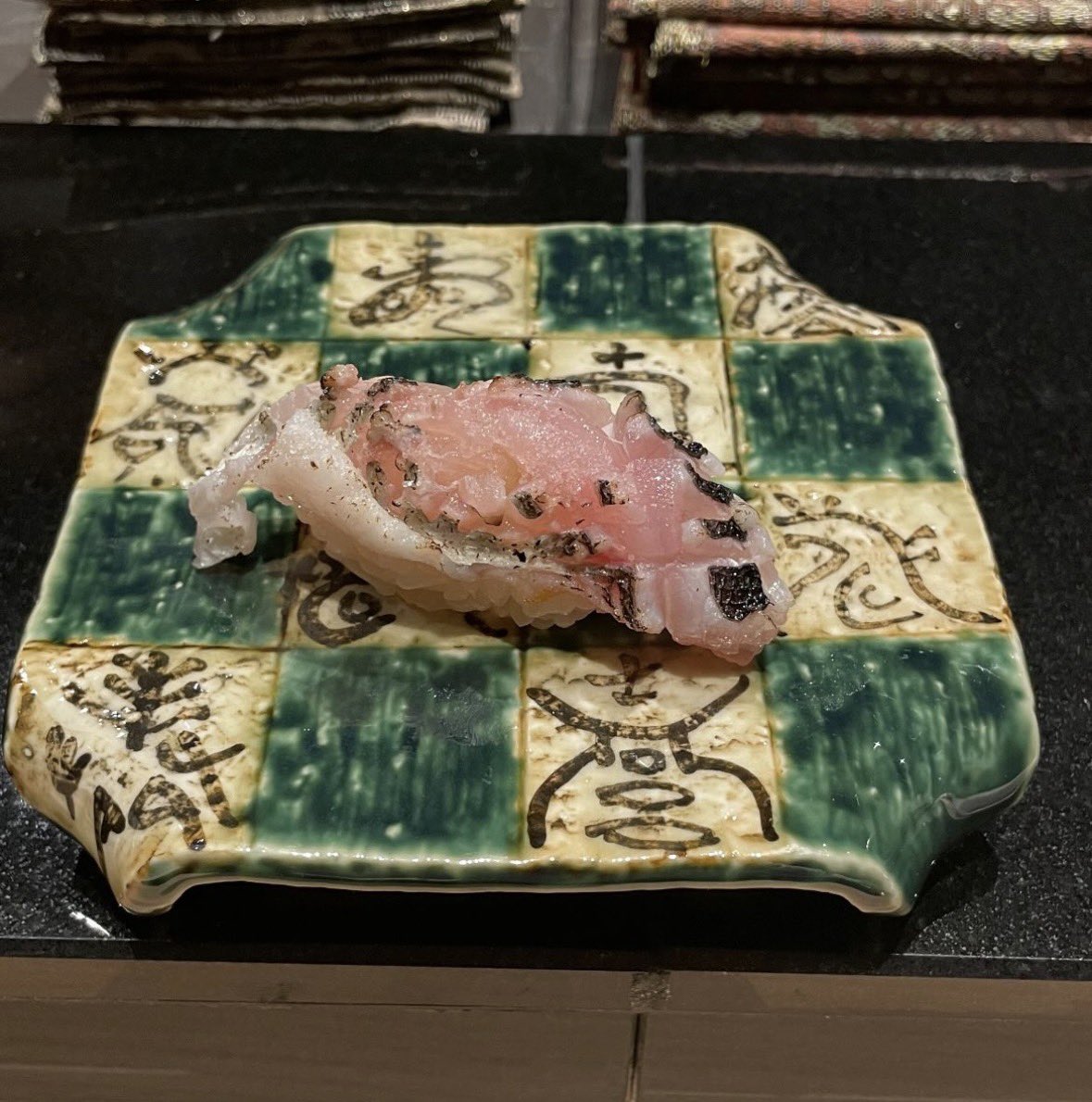 Rinn_GOLD's tweet image. みんなお疲れ

最近ほぼ毎日鮨や〜🍣

俺の先出しグループのみんなが優しすぎる

俺もメンバーのみんなにだいぶパワーもらってるで😭ありがとうな！

あとフォロワー100人で100万×3人に配布するで！🔥🔥
リプとコメント埋め尽くしてくれ！
ほんで明日もみんなを勝たす！！