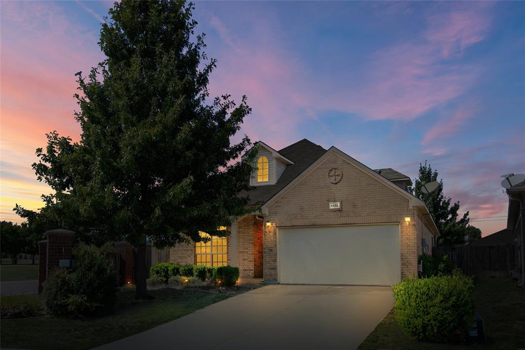 JShermanRealtor's tweet image. Attention home buyers! Don&apos;t miss out on this amazing new listing in Fort Worth.
- Joshua Sherman #0683384 with RE/MAX Trinity
- Contact me at 817.771.9445
