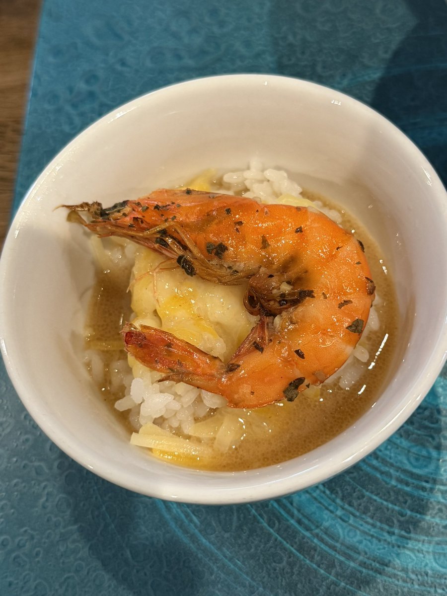 LOT海老？ Noodle Dishes粋蓮華さん 【焼海老NOODLE】 ローストシュリンプ添え