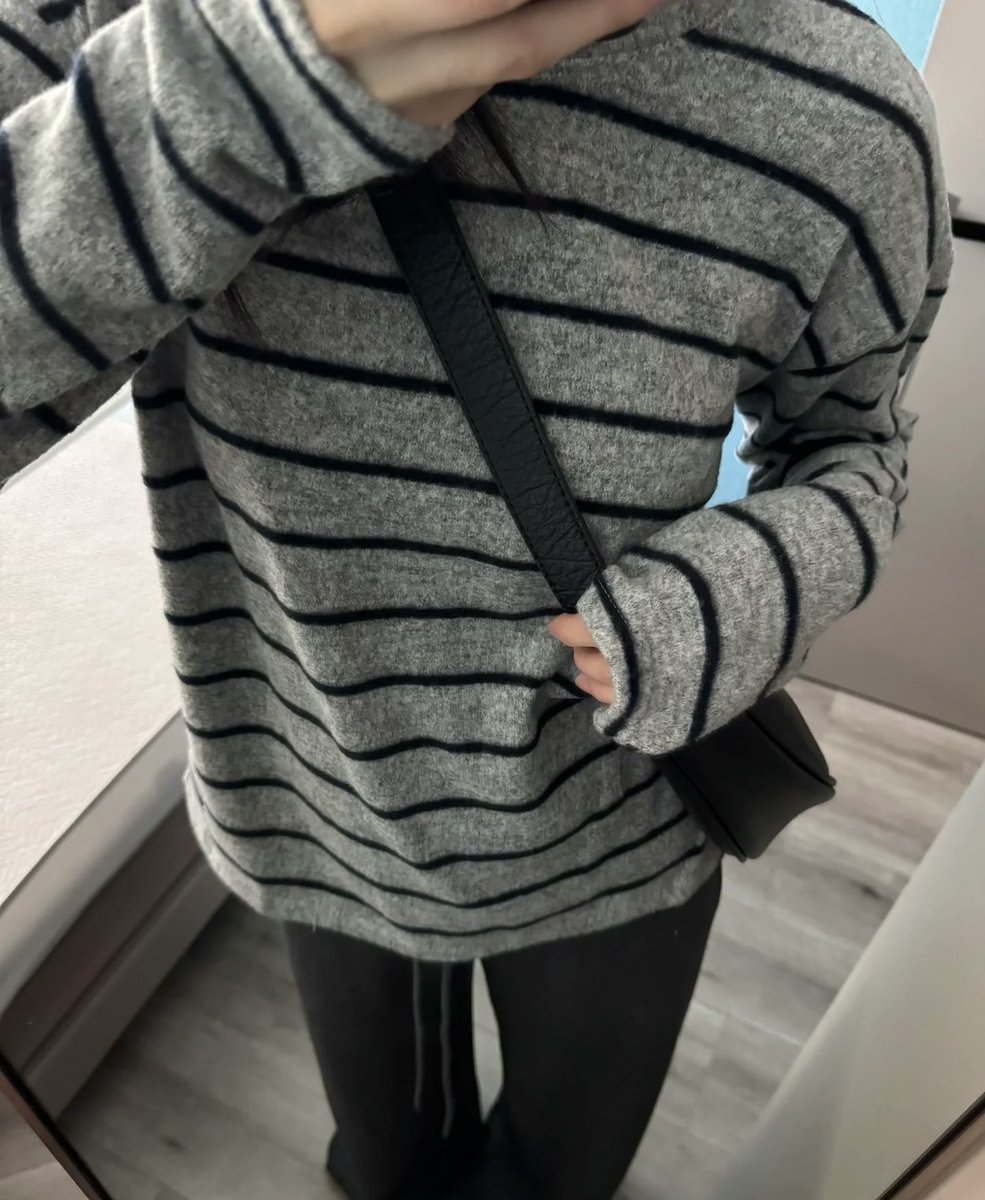 kukkikkingkong's tweet image. แจกเสื้อ💟

รีทวิตนี้+รีทวิตต้นทาง
สุ่มเจอว่าเป็น follower +100฿ค่า

ประกาศ23ค่า