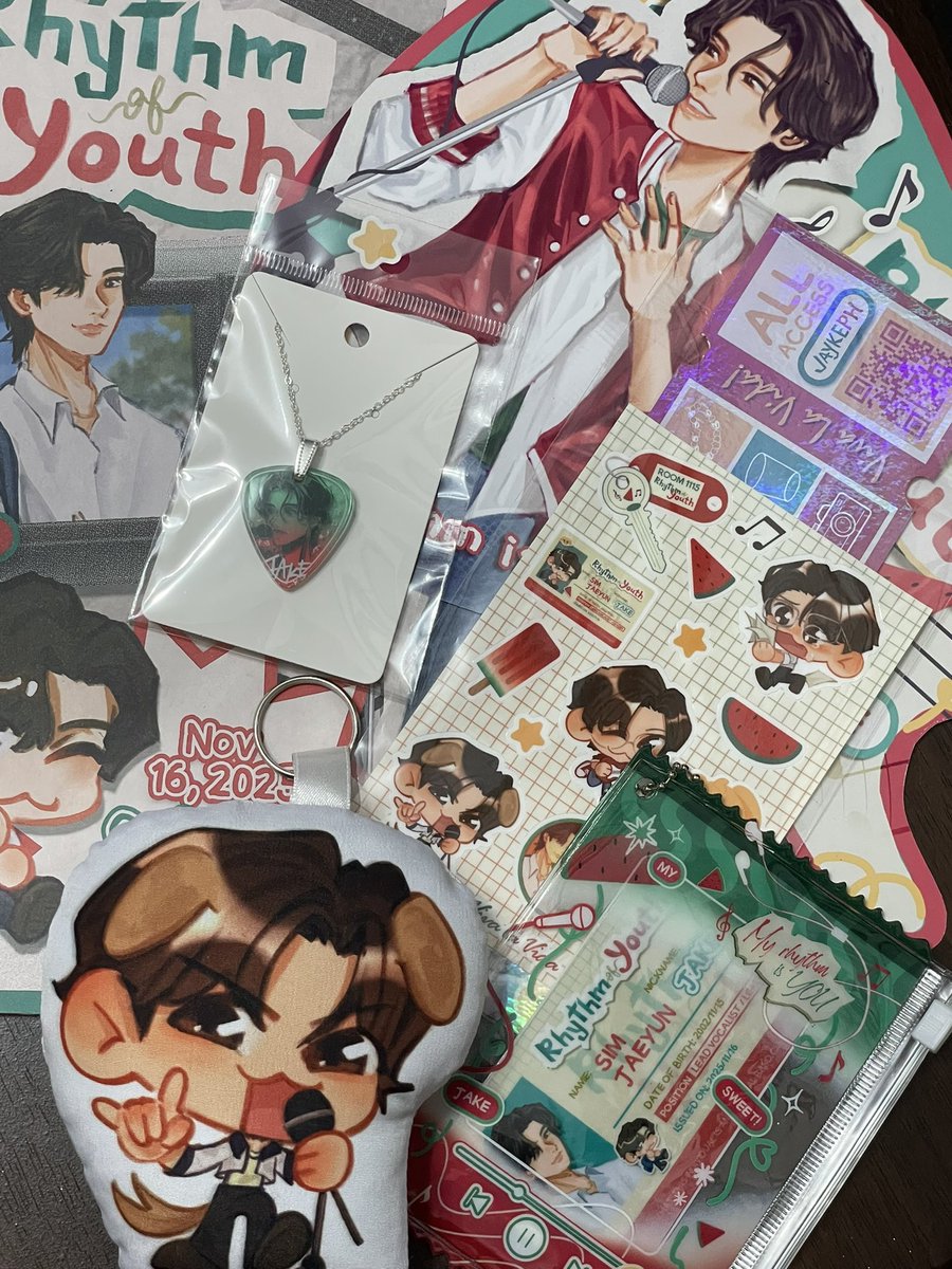 happy birthday to our band leader jekjek 🍉 so soooo fun!!! 😼🤘🎸

#JakeMyRhythmofYouth