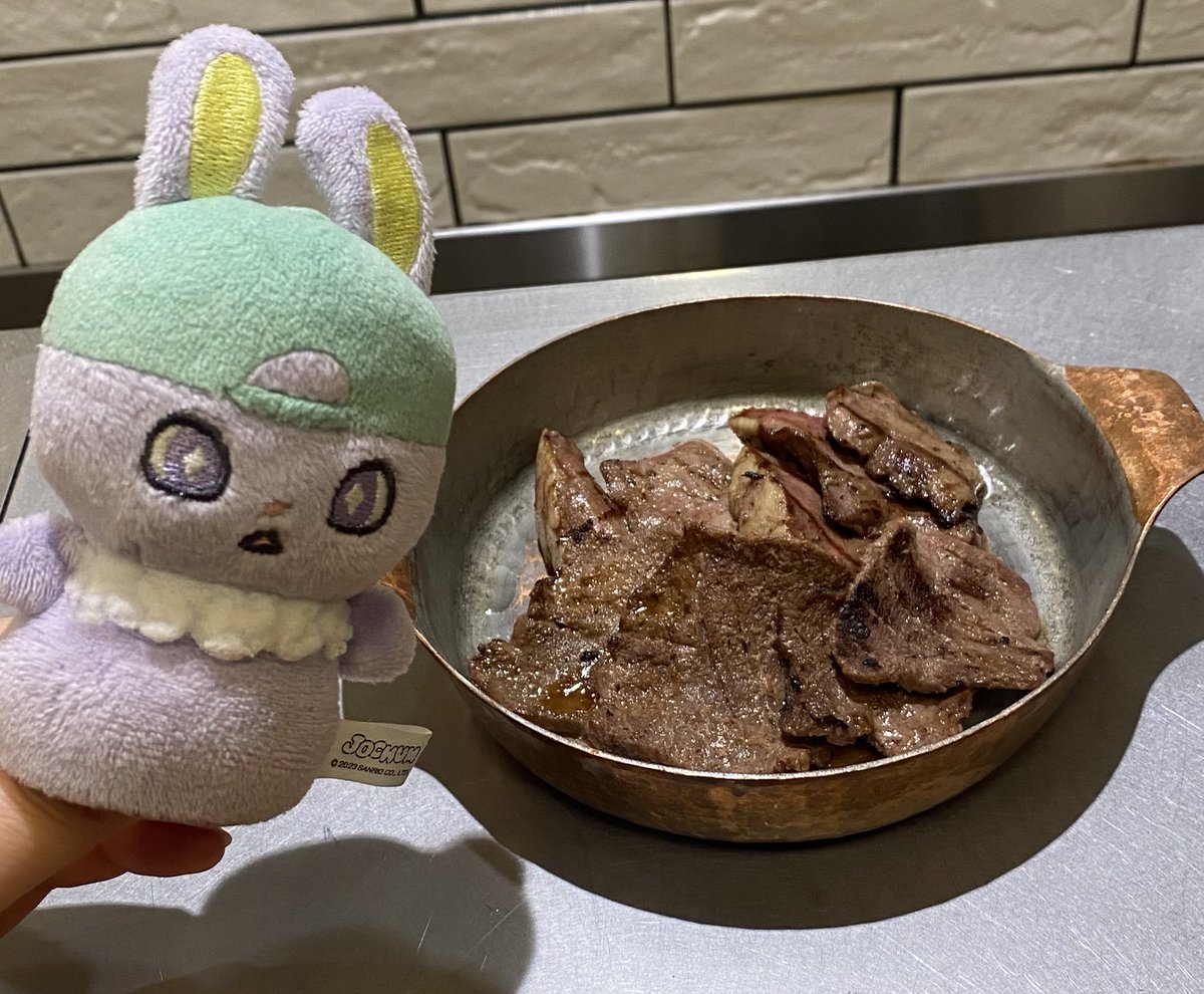 きまめが食べてた牛タン食べ行った、ボリューム満点でおかず多くてお