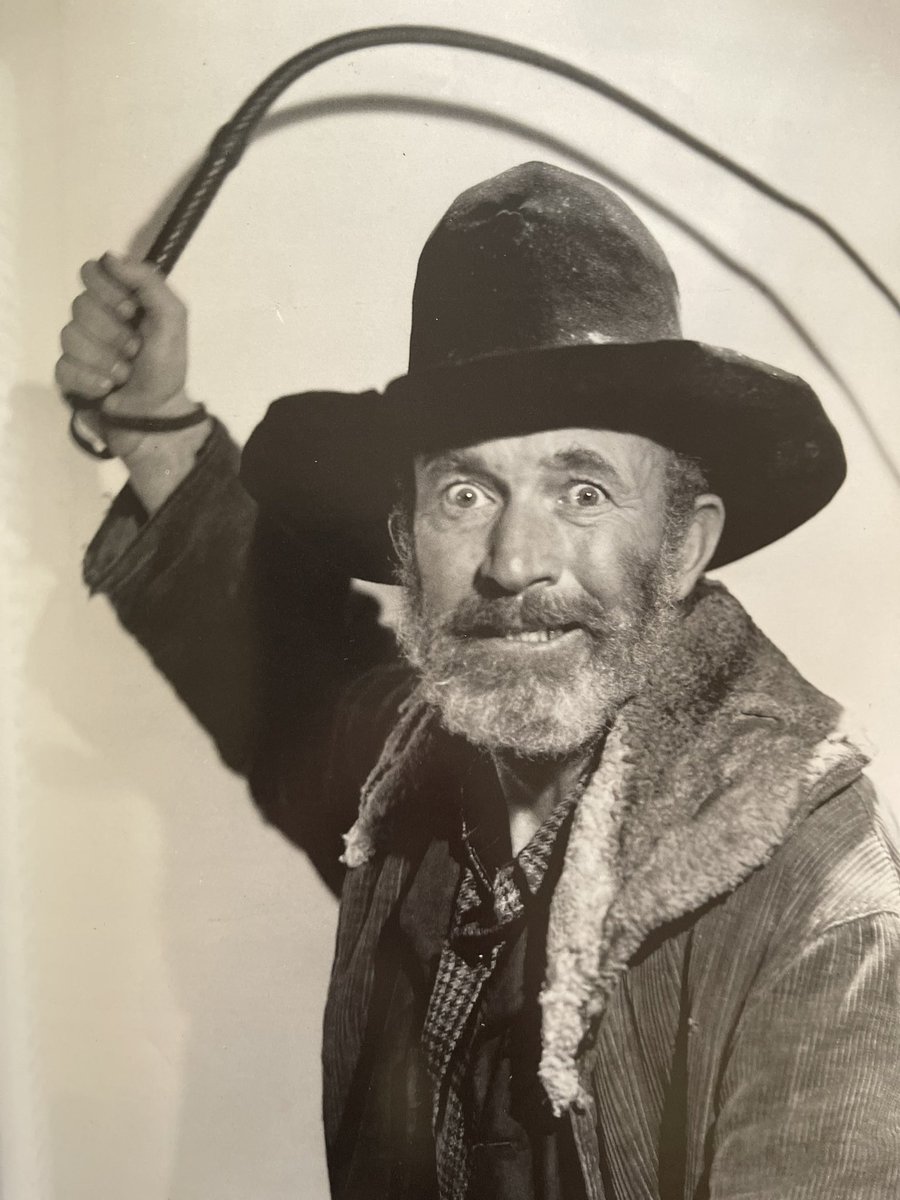 Metforall74's tweet image. Avui a #DomingodeWestern tornem a My Darling Clementine, tornem a Wyatt Earp, a OK Corral, a Henry Fonda, Linda Darnell, Victor Mature, Walter Brennan, etc…en resum, tornem a John Ford.