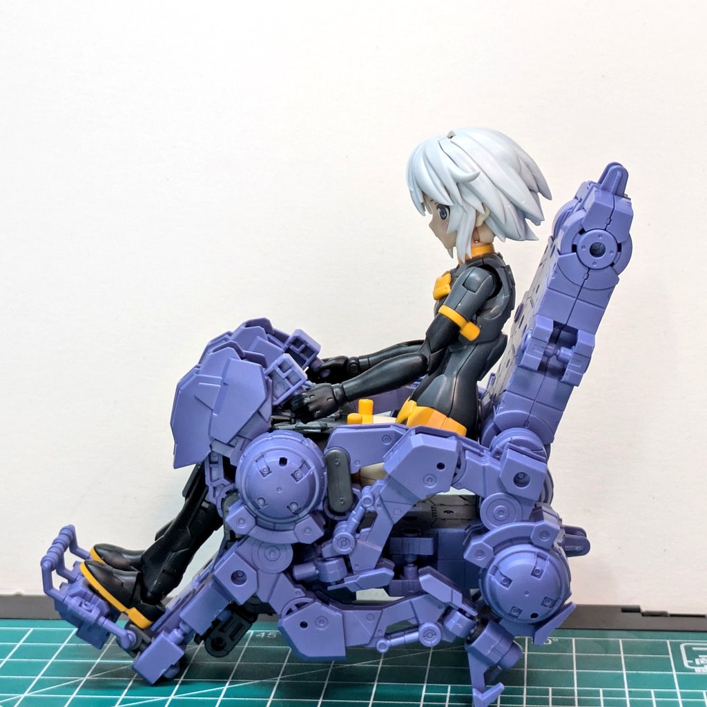 30MM のスペースクラフト×2を30MSが乗れるようなコックピットシート風