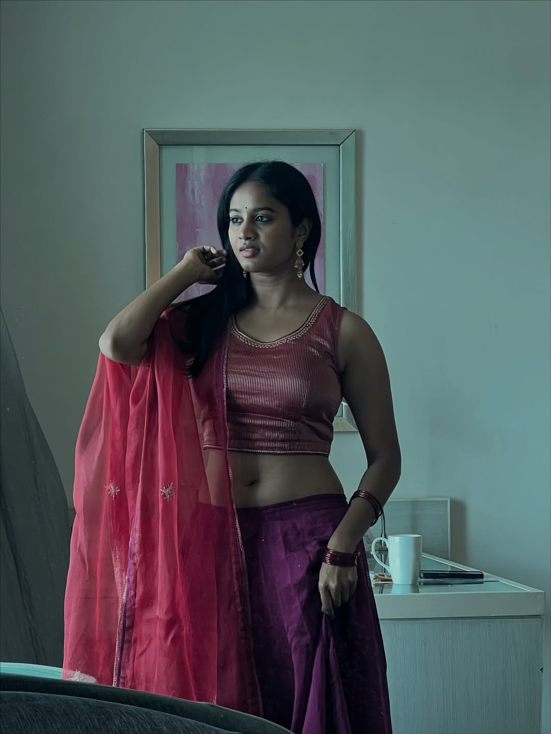 Brigida Saga deep navel