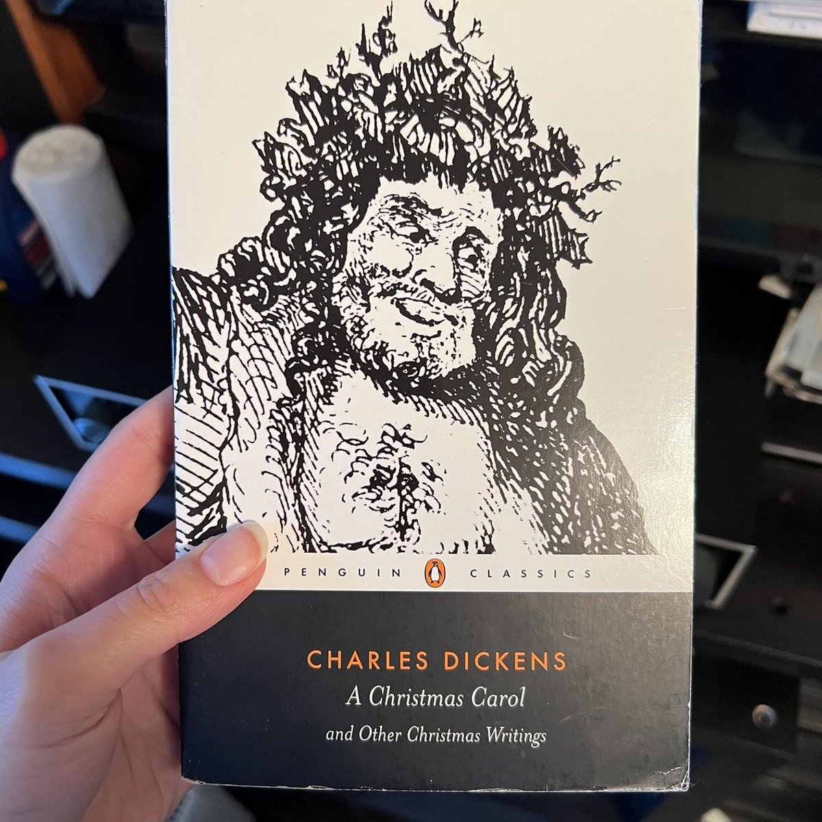 kalezelden's tweet image. 🔔 A Christmas Carol starts TUESDAY, Nov 24.

Four live nights. Four Ghosts. Four weeks of Advent.

$125 early bird (ends Monday night), then $150

First 15 get a mailed syllabus. Link in bio.