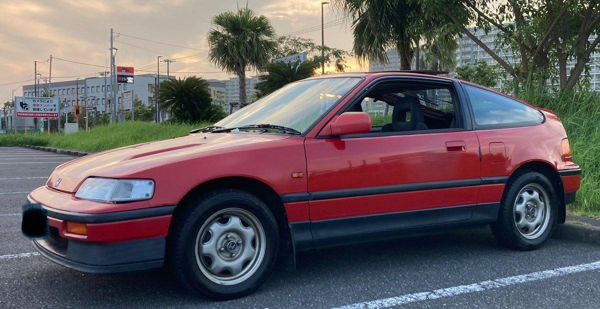 tarogon's tweet photo. 1994年に1989年式中古を購入、この9月に16回目の車検を通しました。
今日少し走らせてみて、エンジンマウント劣化の影響か、振動が増えたのとアクセルとクラッチの操作が結構シビアになったのを実感。
エンジン自体は快調やけど、部品も出なくなった現状、今後の過ごし方を思案中🥌
#EF7 
#前期型 https://t.co/9N1T76fmP6