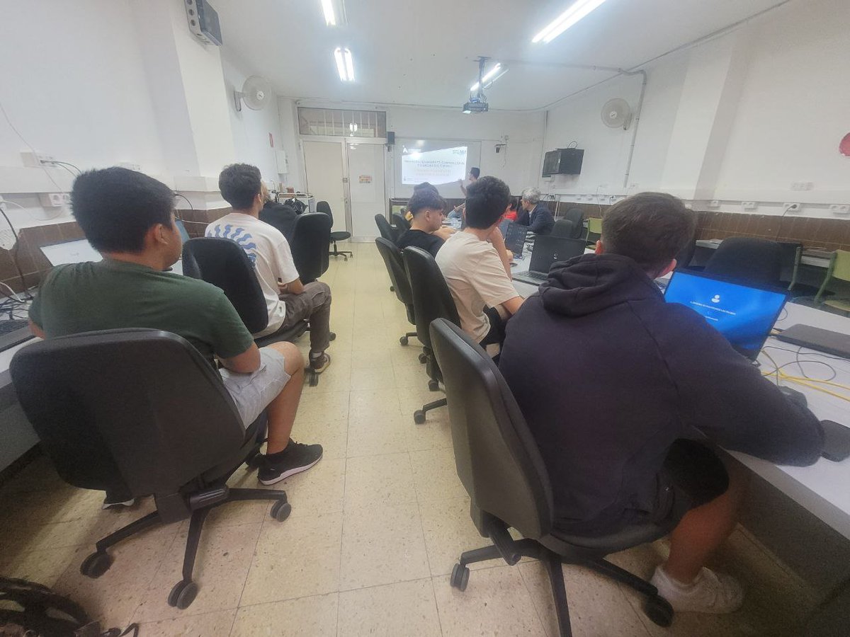 IES Politécnico Las Palmas tweet media