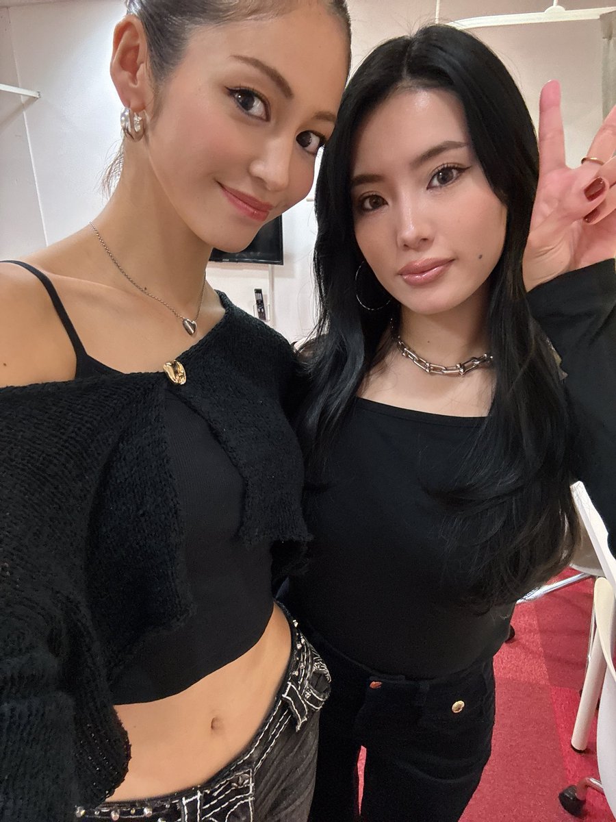 20時15分〜 ABEMA TV 「スナックさざなみ」
生配信にRURIとゲスト出演します🤭
皆さんぜひ見てコメントして応援してください😌✨

abema.go.link/o6vap