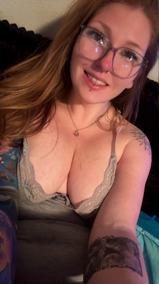 GingerJuiced's tweet photo. PPV https://t.co/suS047qdpw
Monthly https://t.co/x6ZLHbF8Xt

Monthly only fans  is 40% off!! 

#ginger #gingerjuiced #redhead #tattoos #piercings #tits #exhibitionist #onlyfans #masterbation #solo #solofemale #anal #fetish #kink #kinky #onlyfans https://t.co/2W8doCwy0z